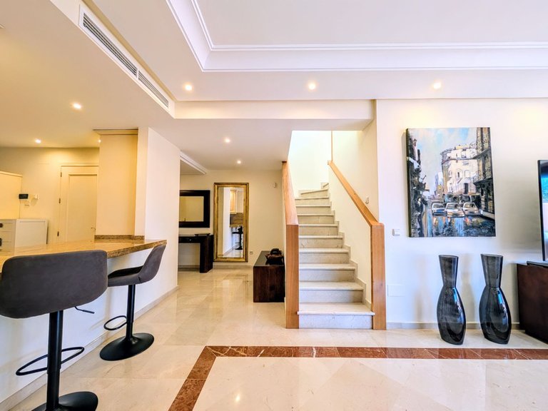 Apartment for Sale in New Golden Mile, Malaga 2