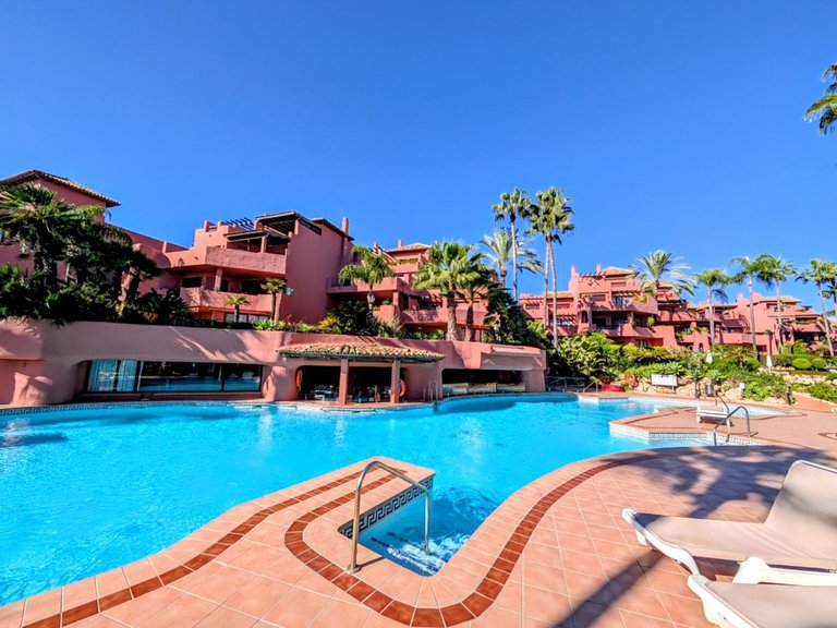 Apartment for Sale in New Golden Mile, Malaga 43