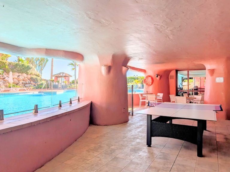 Apartment for Sale in New Golden Mile, Malaga 47