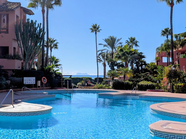 Apartment for Sale in New Golden Mile, Malaga 6
