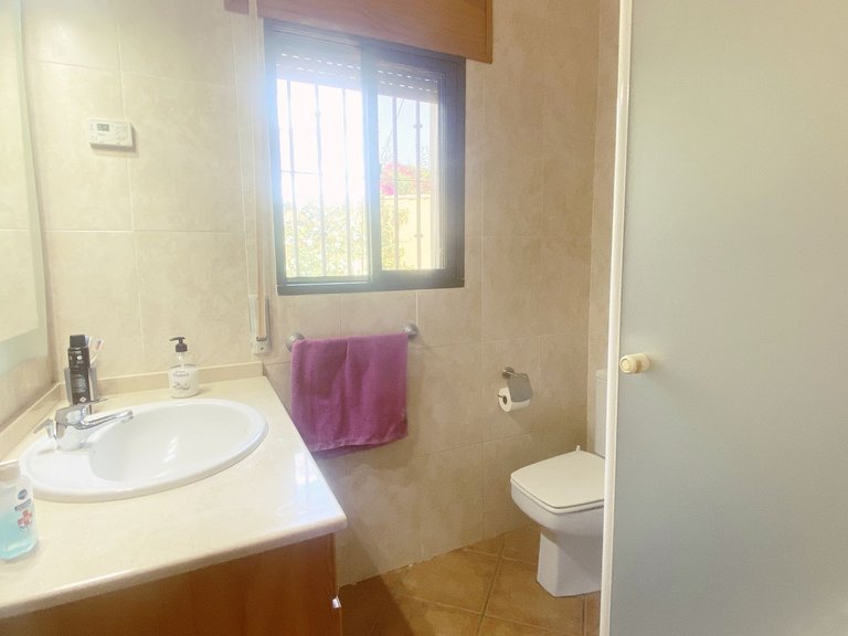 Villa for Sale in Elviria, Malaga 10