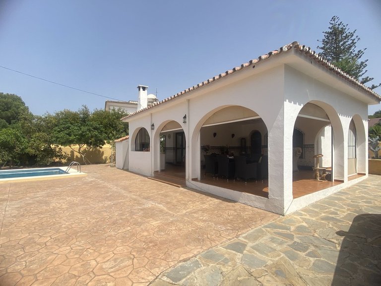 Villa for Sale in Elviria, Malaga 15