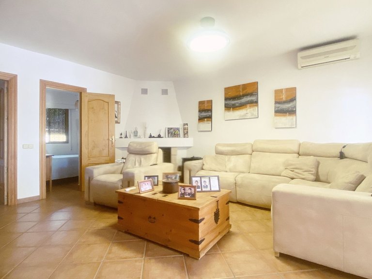 Villa for Sale in Elviria, Malaga 3