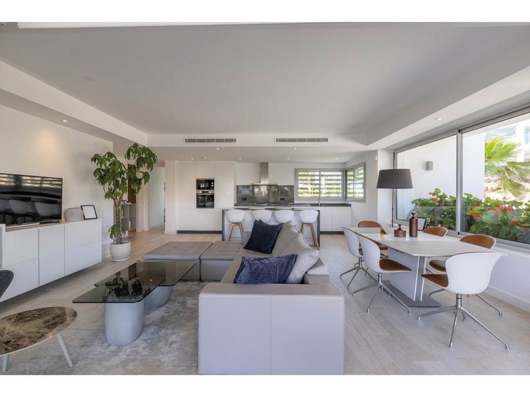Penthouse for Sale in Casares, Malaga 3