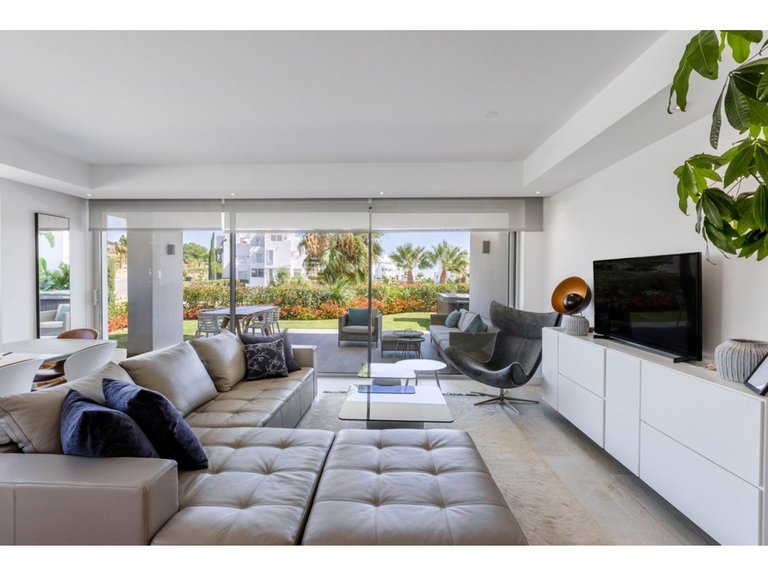 Penthouse for Sale in Casares, Malaga 4