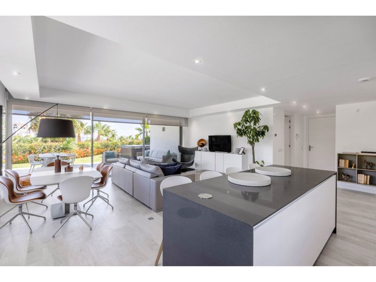 Penthouse for Sale in Casares, Malaga 5
