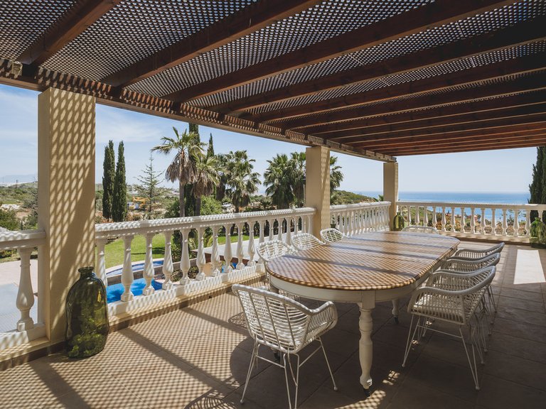 Villa for Sale in Estepona, Malaga 3