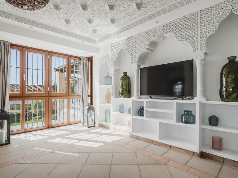 Villa for Sale in Estepona, Malaga 8