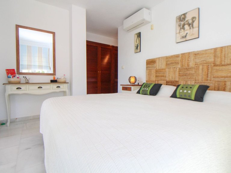 Apartment for Sale in El Chaparral, Malaga 27