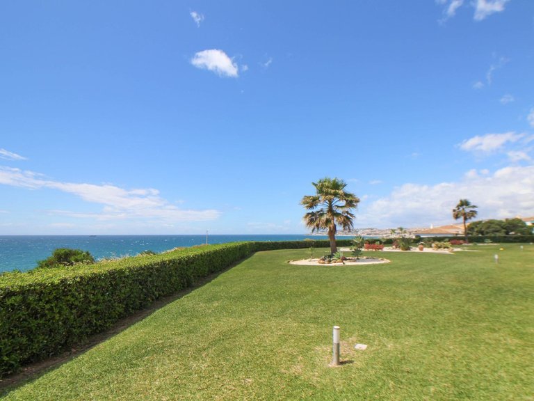 Apartment for Sale in El Chaparral, Malaga 32