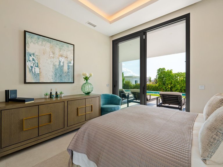 Villa for Sale in Benahavís, Malaga 16