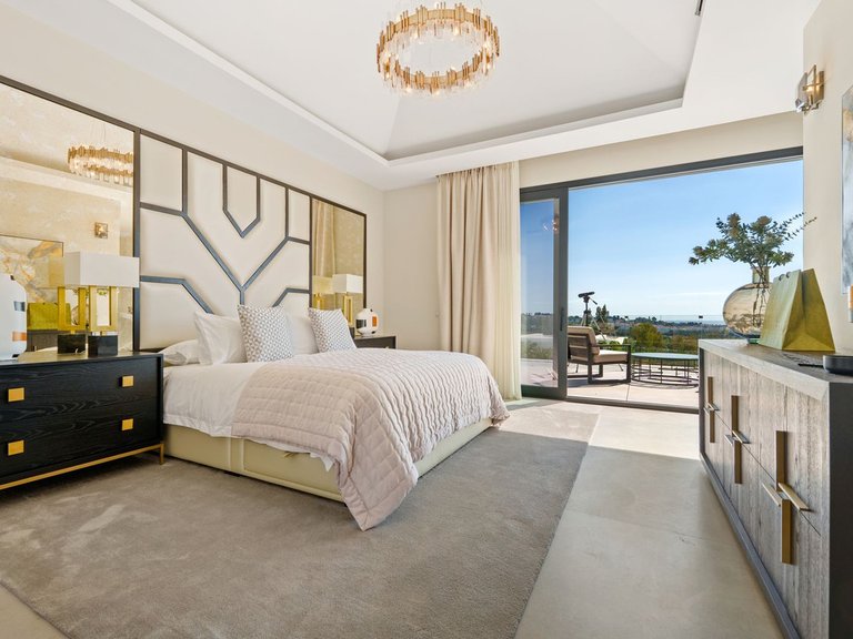 Villa for Sale in Benahavís, Malaga 27