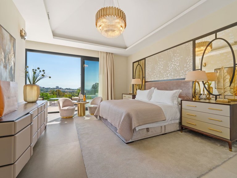 Villa for Sale in Benahavís, Malaga 32