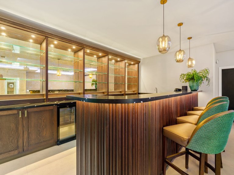Villa for Sale in Benahavís, Malaga 44