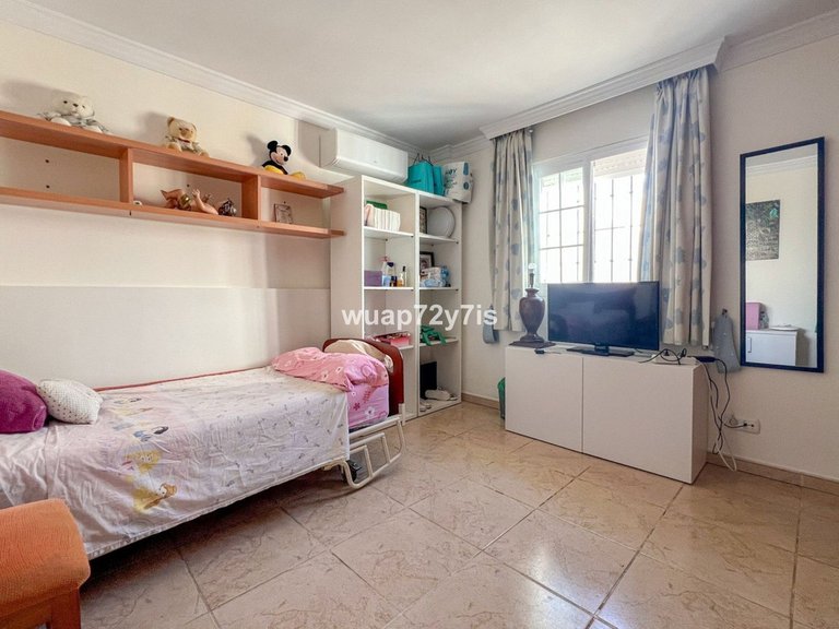Villa for Sale in Estepona, Malaga 18