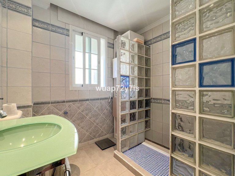 Villa for Sale in Estepona, Malaga 20