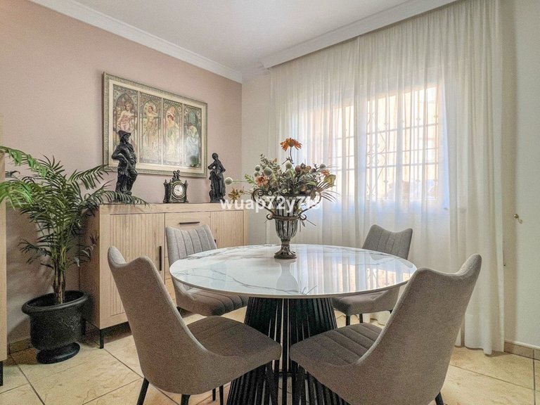Villa for Sale in Estepona, Malaga 8
