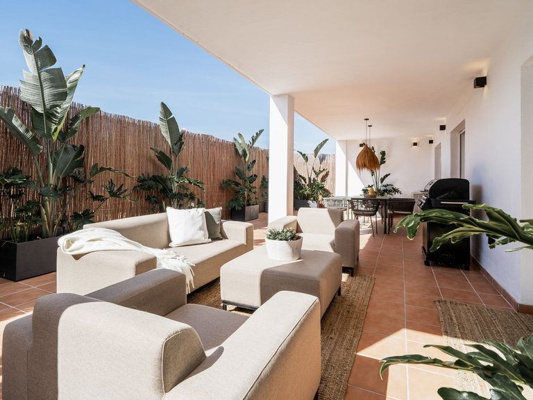 Apartment for Sale in Nueva Andalucía, Malaga 15