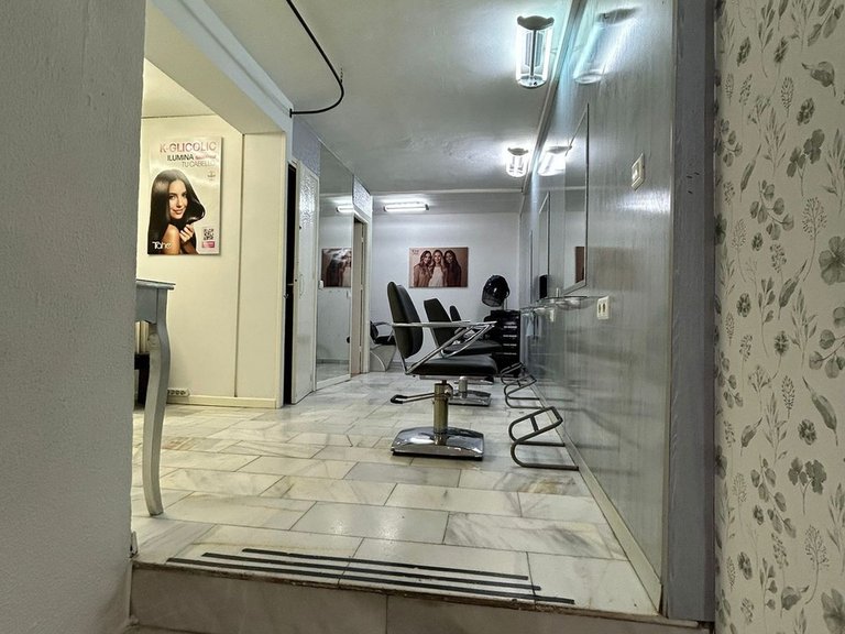 Commercial for Sale in Fuengirola, Malaga 4