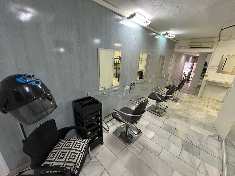 Commercial for Sale in Fuengirola, Malaga 8