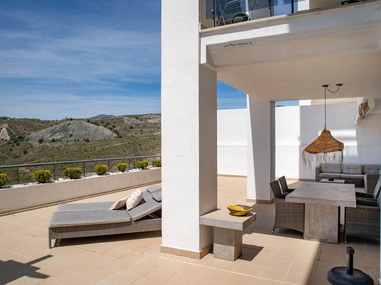 Apartment for Sale in Los Flamingos, Malaga 11
