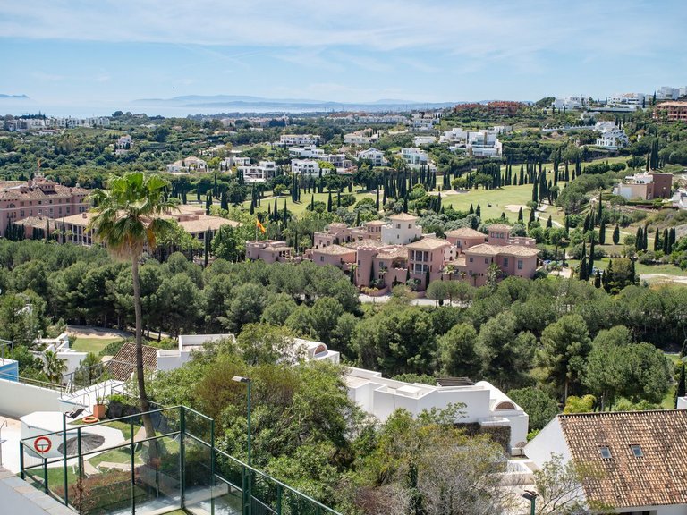 Apartment for Sale in Los Flamingos, Malaga 13