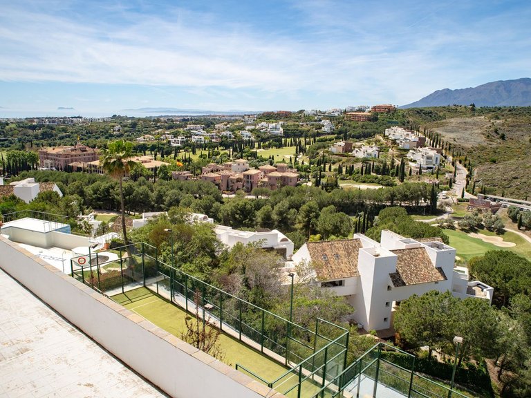 Apartment for Sale in Los Flamingos, Malaga 14