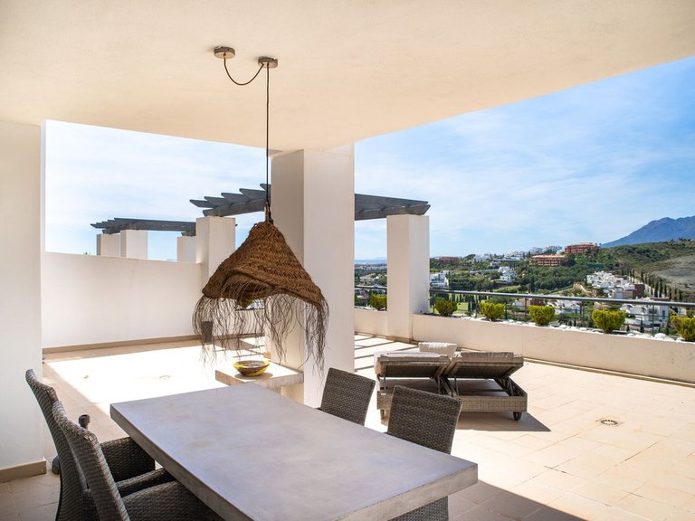 Apartment for Sale in Los Flamingos, Malaga 4