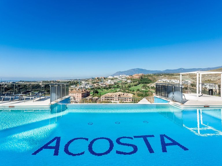 Apartment for Sale in Los Flamingos, Malaga 43