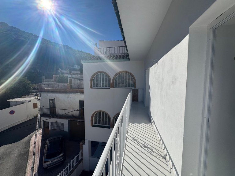 Apartment for Sale in Alhaurín El Grande, Malaga 12