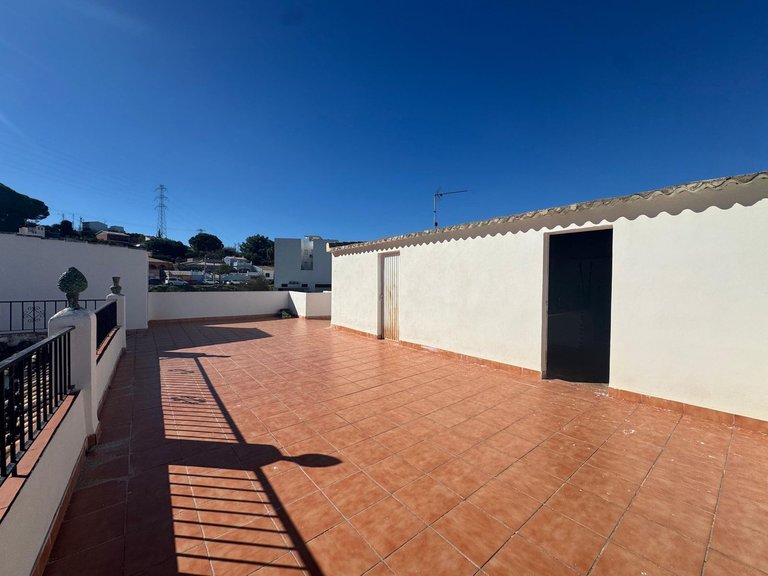 Apartment for Sale in Alhaurín El Grande, Malaga 14
