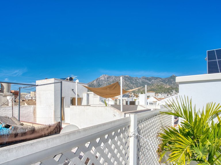 Villa for Sale in Marbella, Malaga 11