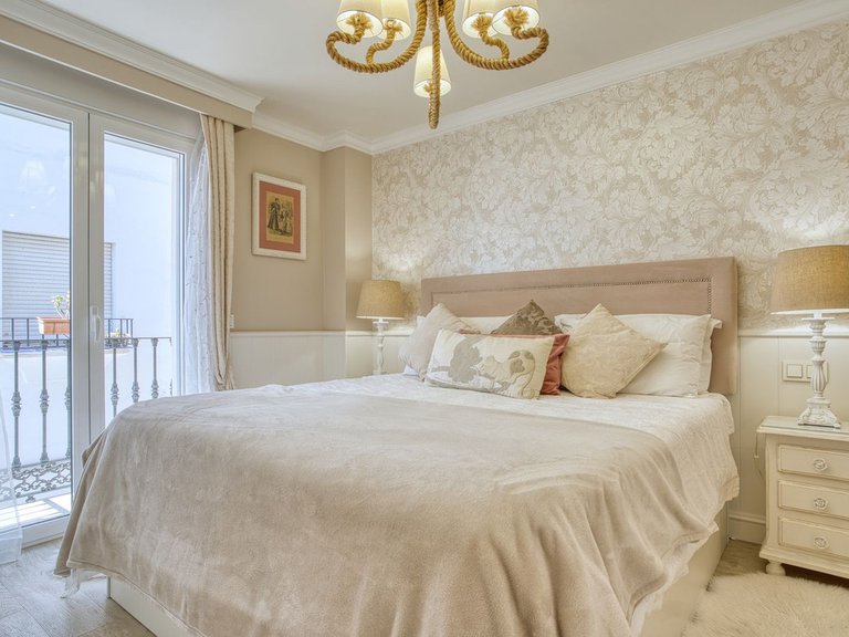 Villa for Sale in Marbella, Malaga 17