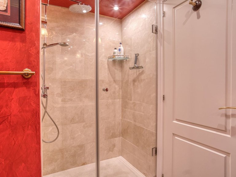 Villa for Sale in Marbella, Malaga 25