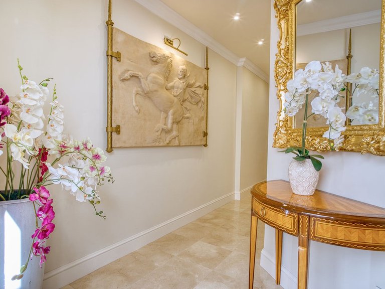 Villa for Sale in Marbella, Malaga 40