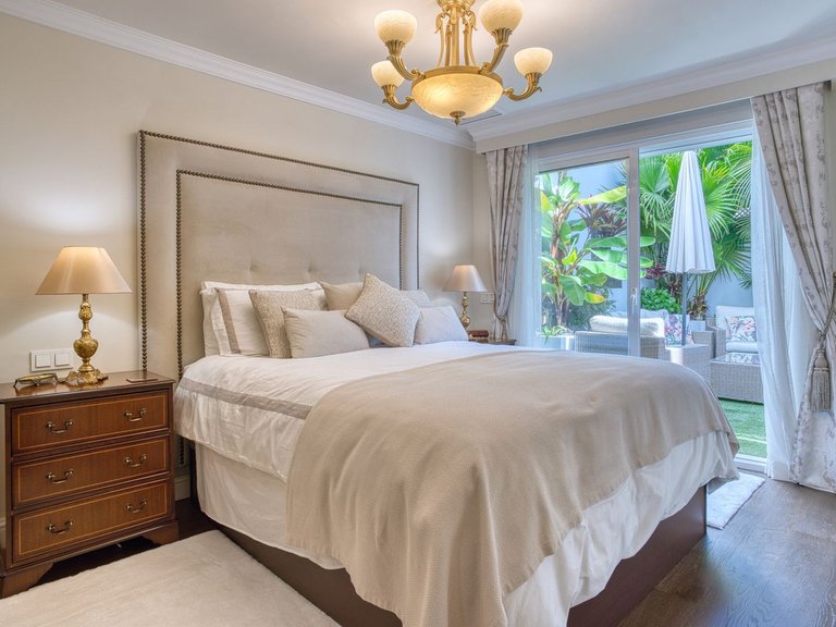 Villa for Sale in Marbella, Malaga 5