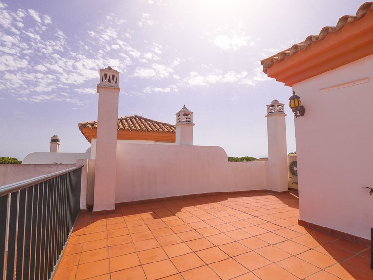 Town House for Sale in Cabopino, Malaga 25