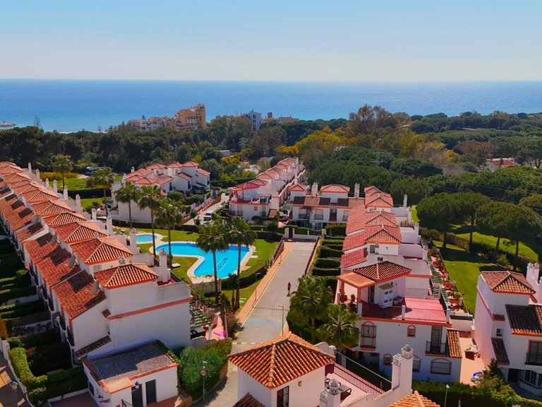 Town House for Sale in Cabopino, Malaga 4