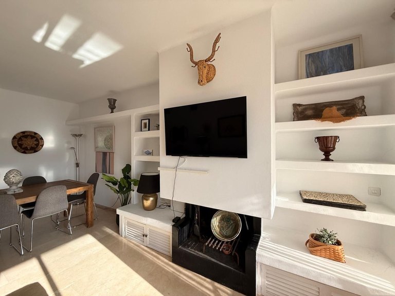 Apartment for Sale in The Golden Mile, Malaga 7