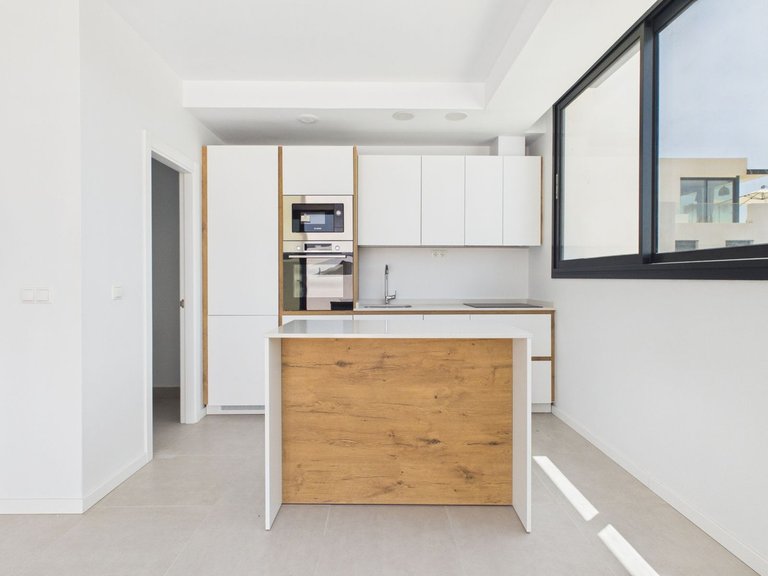 Apartment for Sale in Estepona, Malaga 5