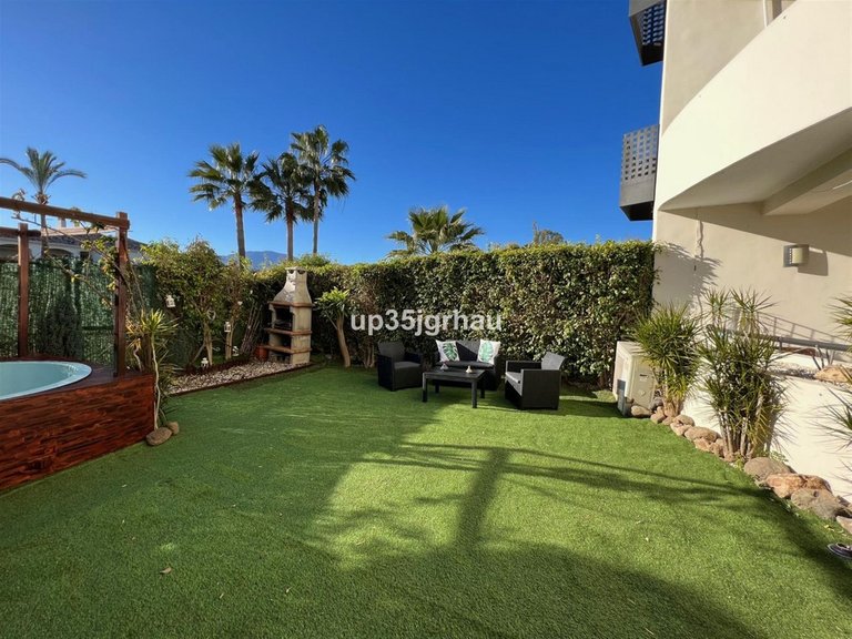 Apartment for Sale in Estepona, Malaga 10