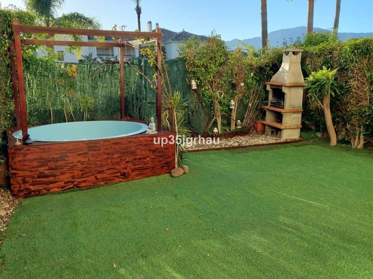 Apartment for Sale in Estepona, Malaga 14