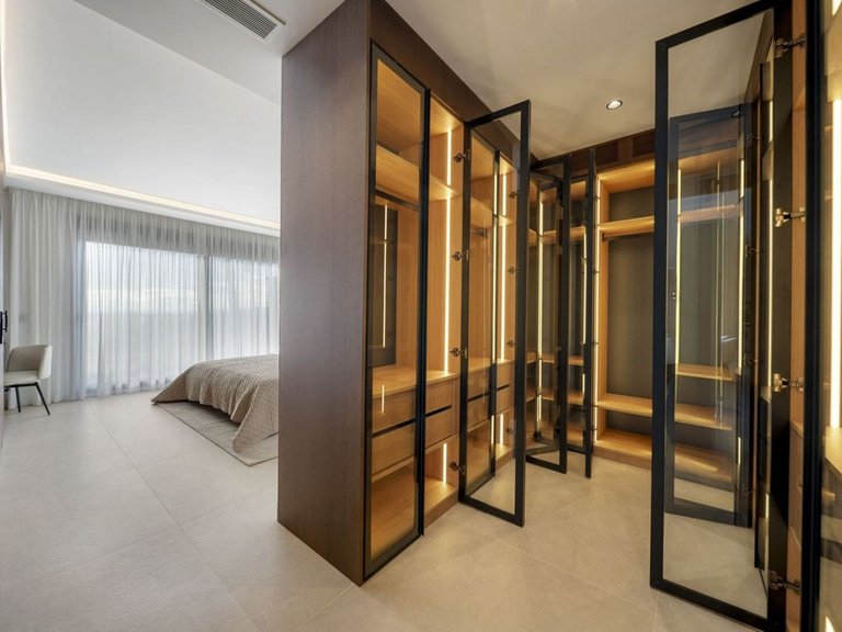 Apartment for Sale in Nueva Andalucía, Malaga 22