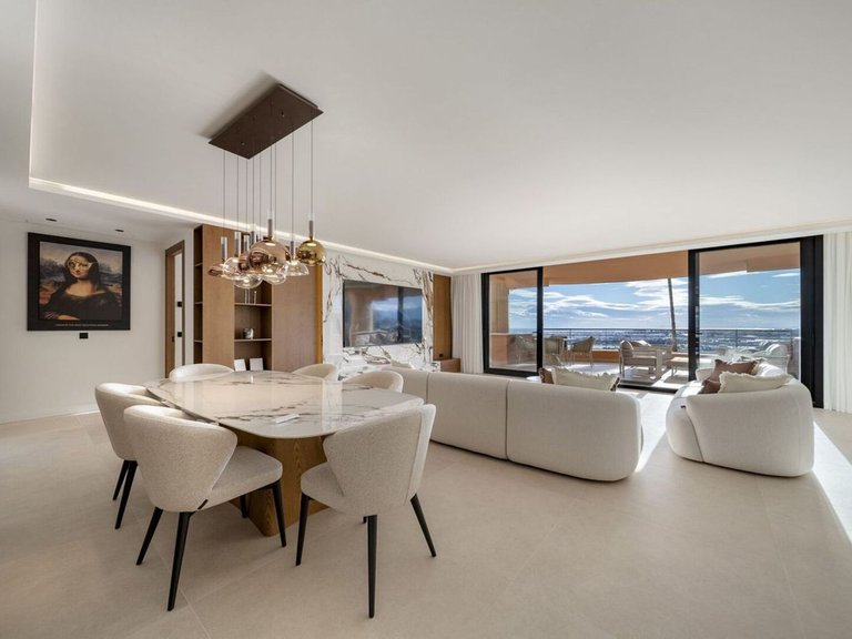 Apartment for Sale in Nueva Andalucía, Malaga 8
