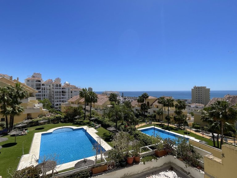 Apartment for Sale in Estepona, Malaga 1