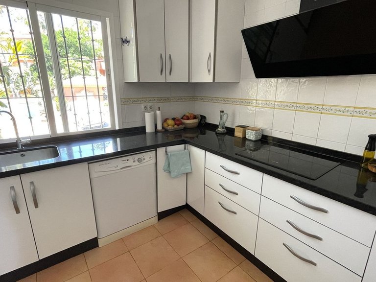 Apartment for Sale in Estepona, Malaga 6