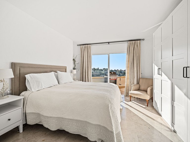 Apartment for Sale in Elviria, Malaga 12