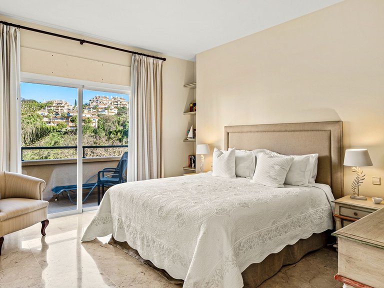 Apartment for Sale in Elviria, Malaga 7
