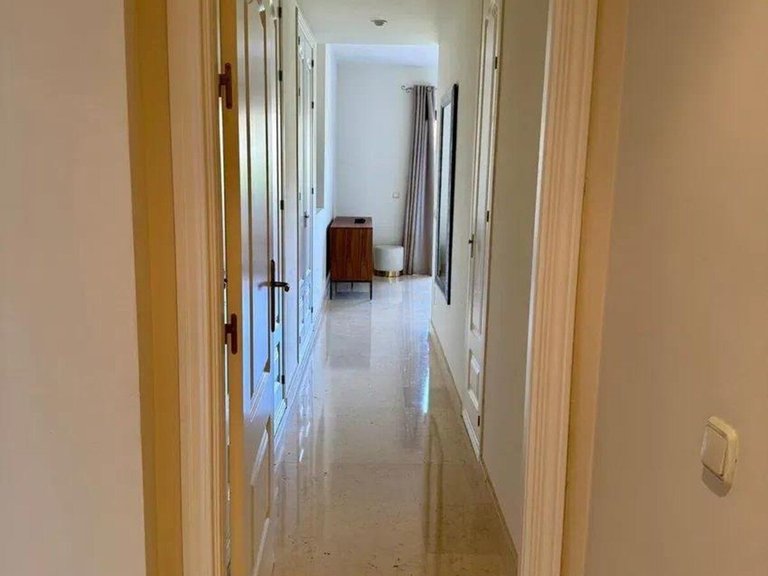 Apartment for Sale in Benahavís, Malaga 11