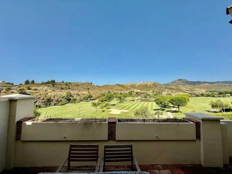 Apartment for Sale in Benahavís, Malaga 6